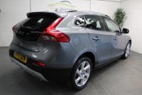 VOLVO V40 CROSS COUNTRY